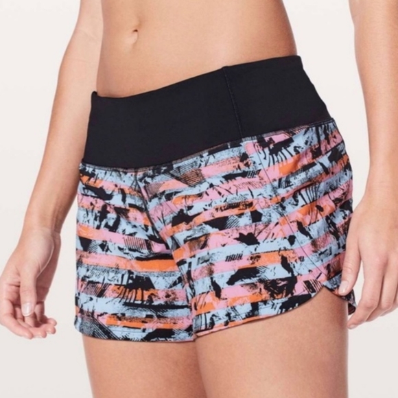Lululemon Speed Up shorts - Picture 1 of 8